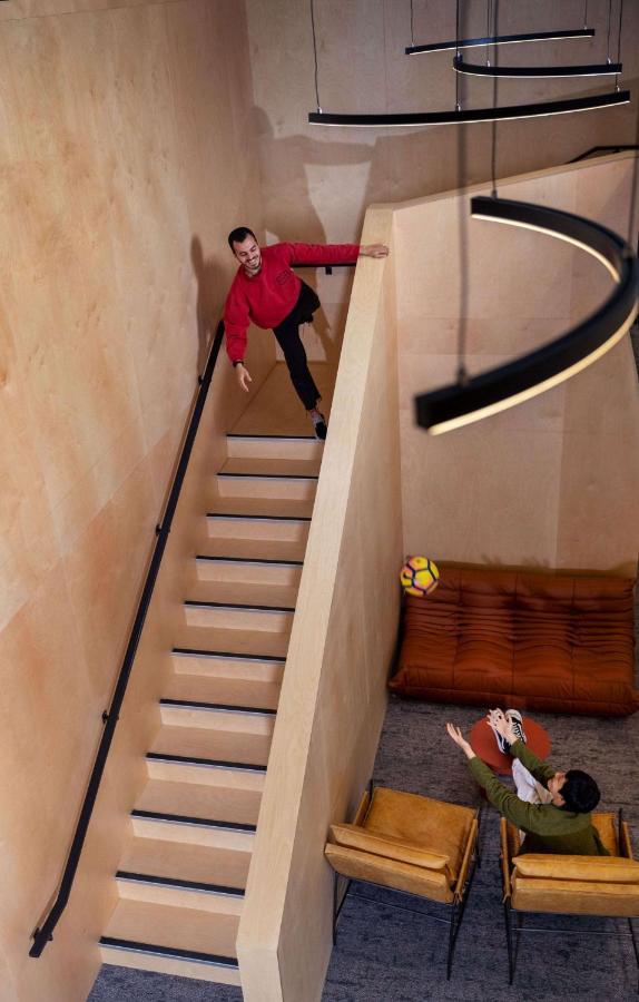 Lylo Auckland Hotel Esterno foto The staircase