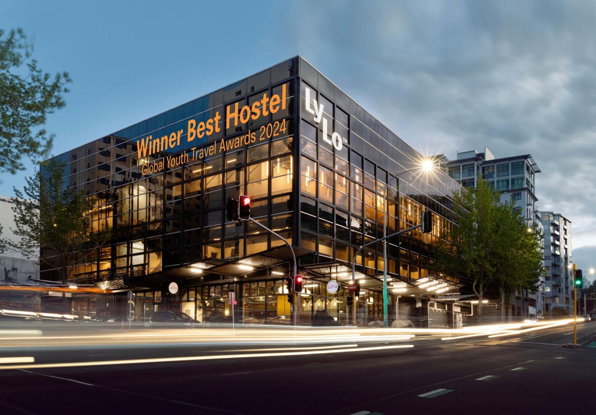 Lylo Auckland Hotel Esterno foto The award-winning hostel in Frankfurt